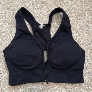90° Degree racer back sports bra zipper front with removable cups